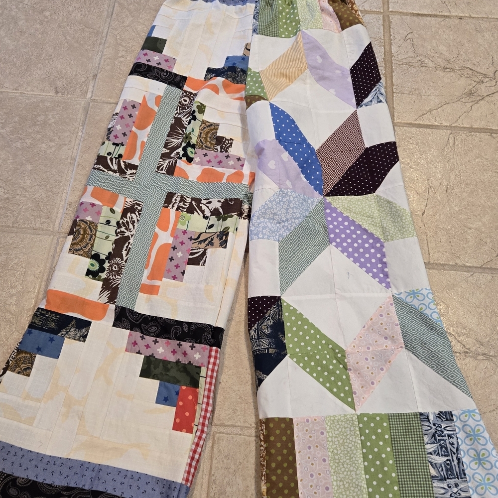 Upcycled Vtg Quilt Top Barrel Pants M-L Handmade Dont Throw It Out - Picture 5 of 6